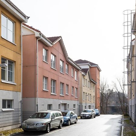 Sleepwell Apartments Allinkatu With Private Sauna And Parking Turku Ngoại thất bức ảnh