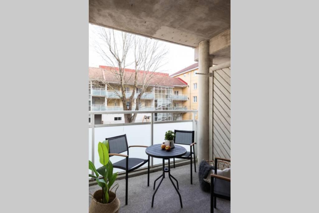 Sleepwell Apartments Allinkatu With Private Sauna And Parking Turku Ngoại thất bức ảnh