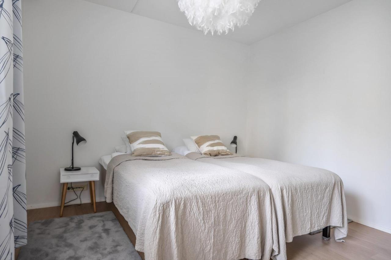 Sleepwell Apartments Allinkatu With Private Sauna And Parking Turku Ngoại thất bức ảnh